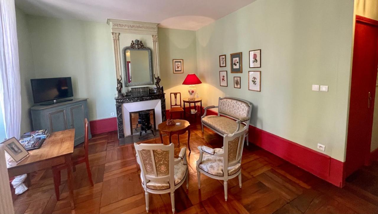Chambres D'Hote Le Clos De L'Argolay ชาร็อลส์ ภายนอก รูปภาพ